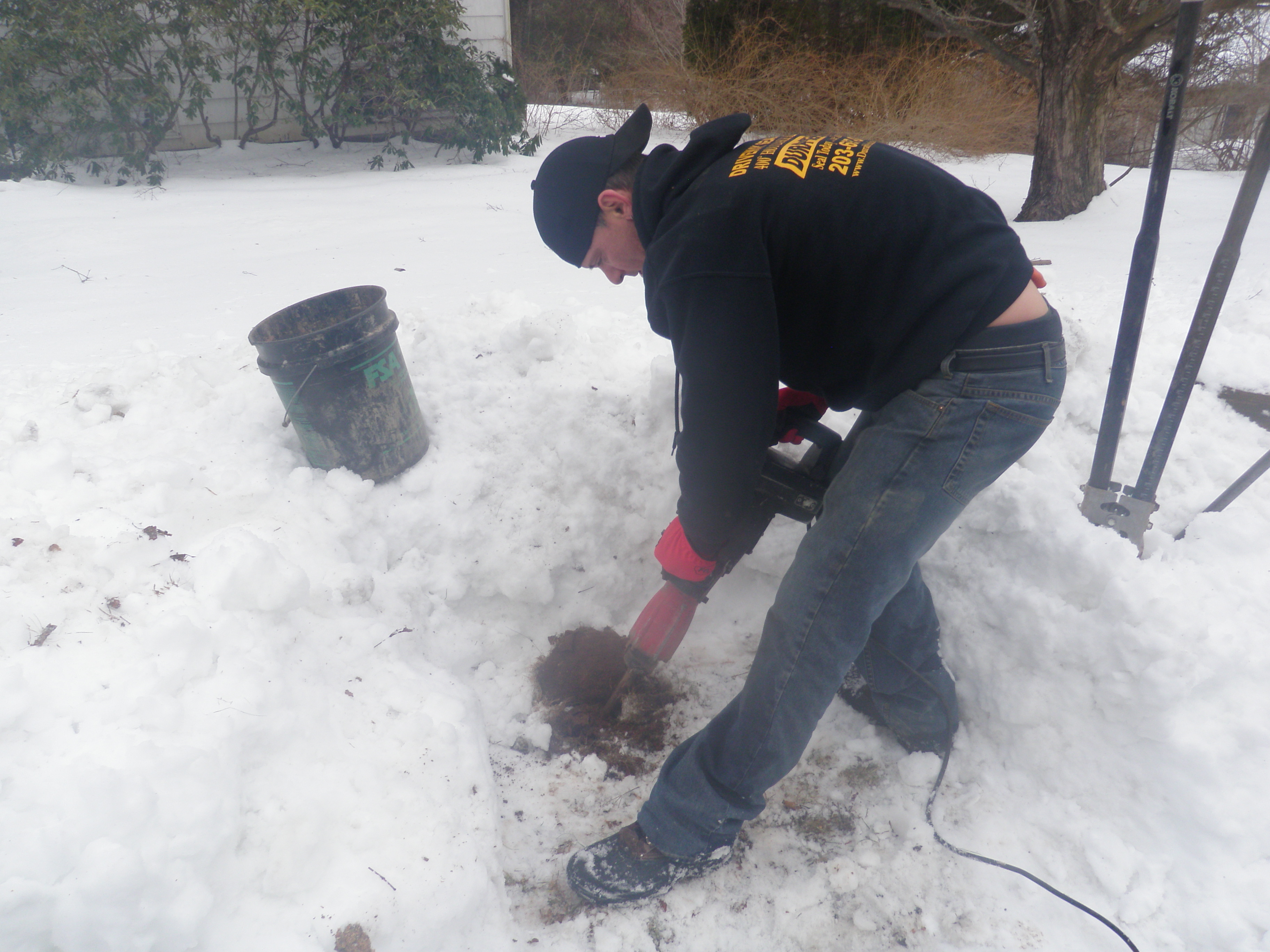 Digging New Hole for Mailbox Post Machanically